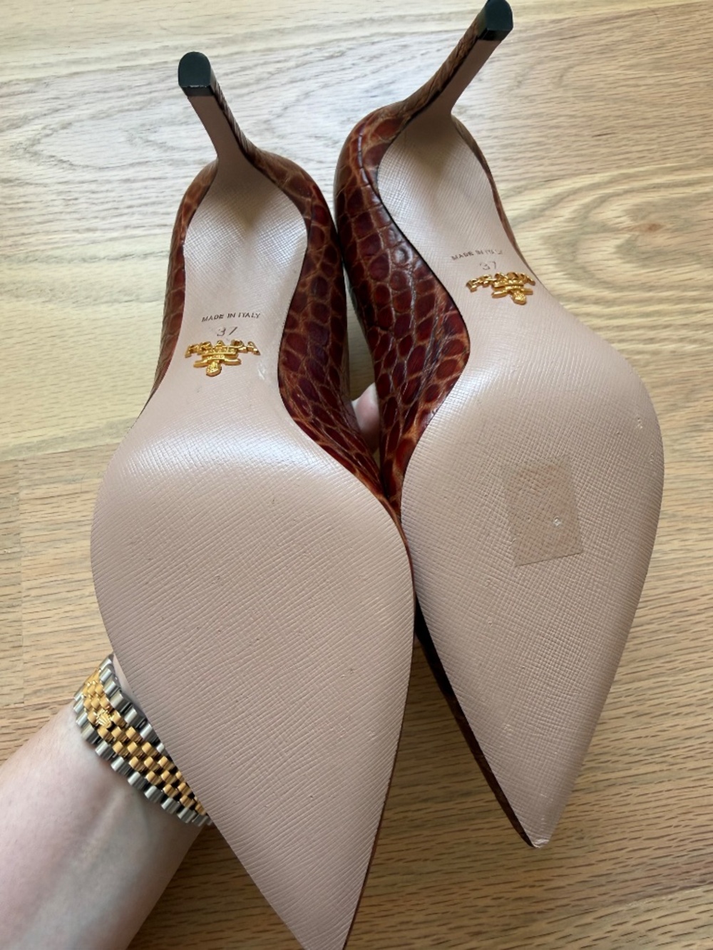 Prada heels - Picture 9 of 12